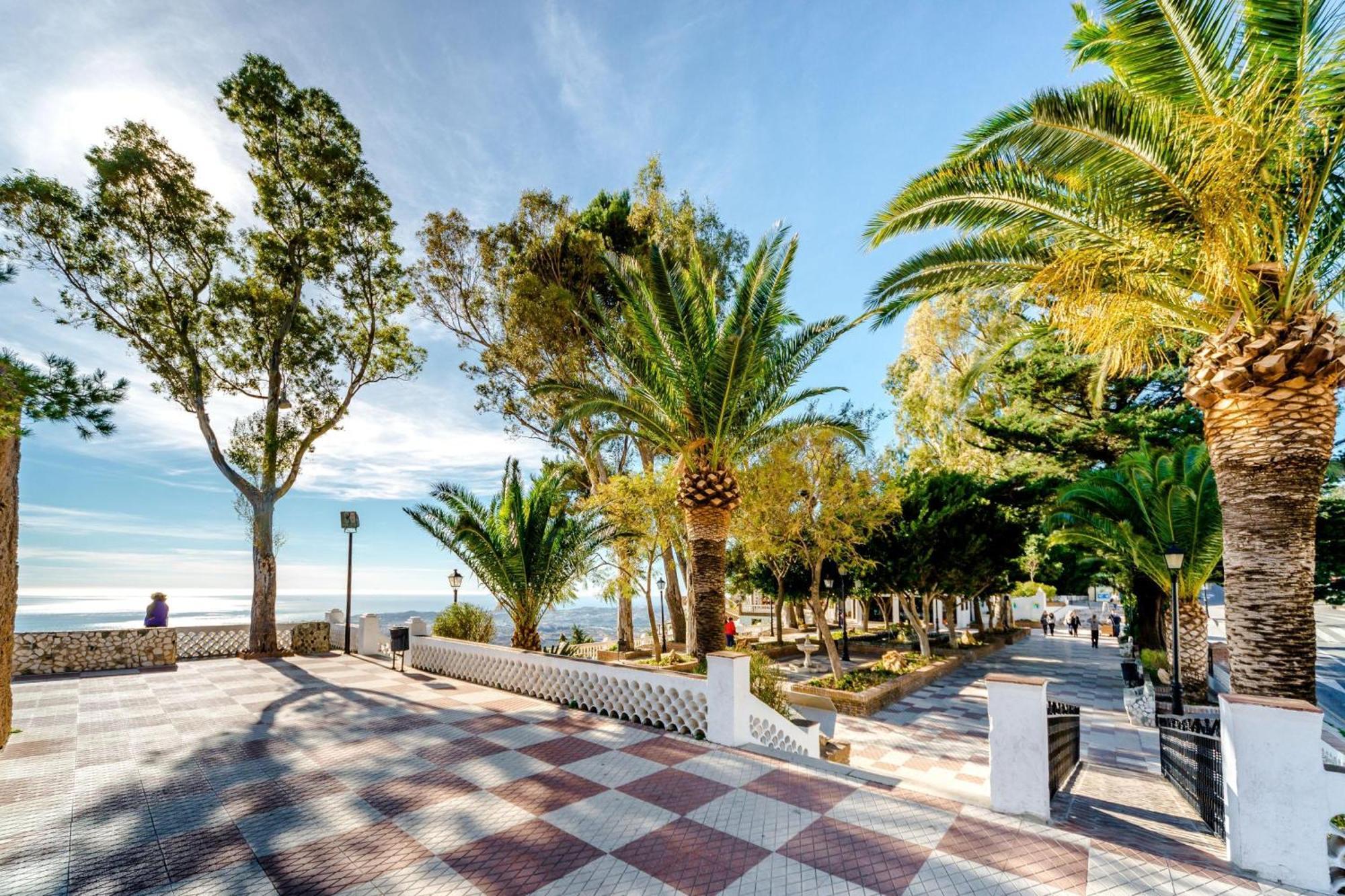 Mi Capricho Beach Front Sea View & Pool - Happy Rentals Sitio de Calahonda Екстер'єр фото